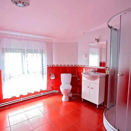 Hostel Iq Yellow House Brasov
